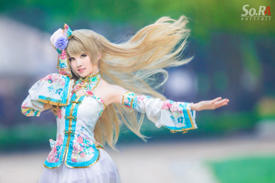 户外古风女子跳舞cos图欣赏