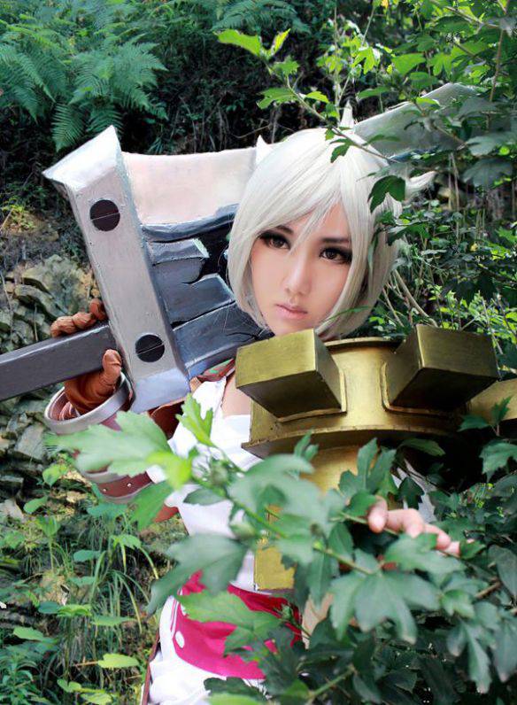 性感霸气的英雄联盟女英雄cos图集