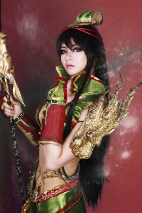 野猪桃桃宝cos秀傲人上围福利图