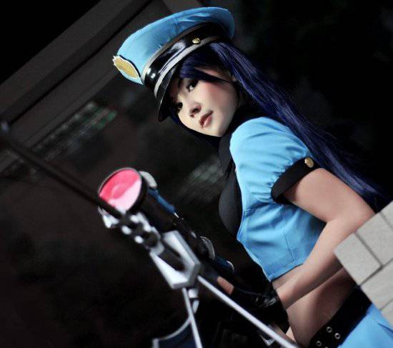 皮城女警凯特琳cos秒杀宅男眼球