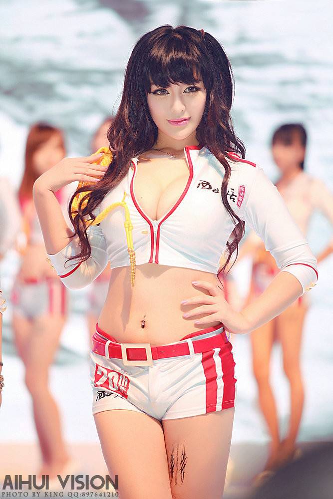 最新美女cos图集推荐