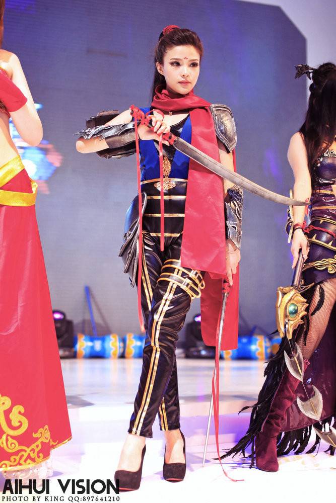 最新美女cos图集推荐