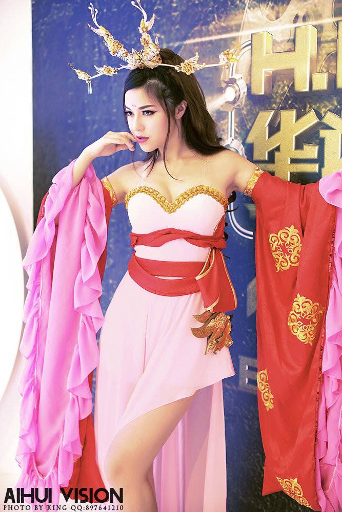 最新美女cos图集推荐