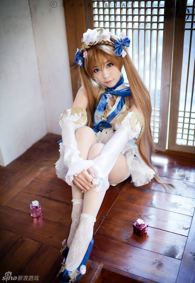 清纯动人的cosplay萝莉福利图片