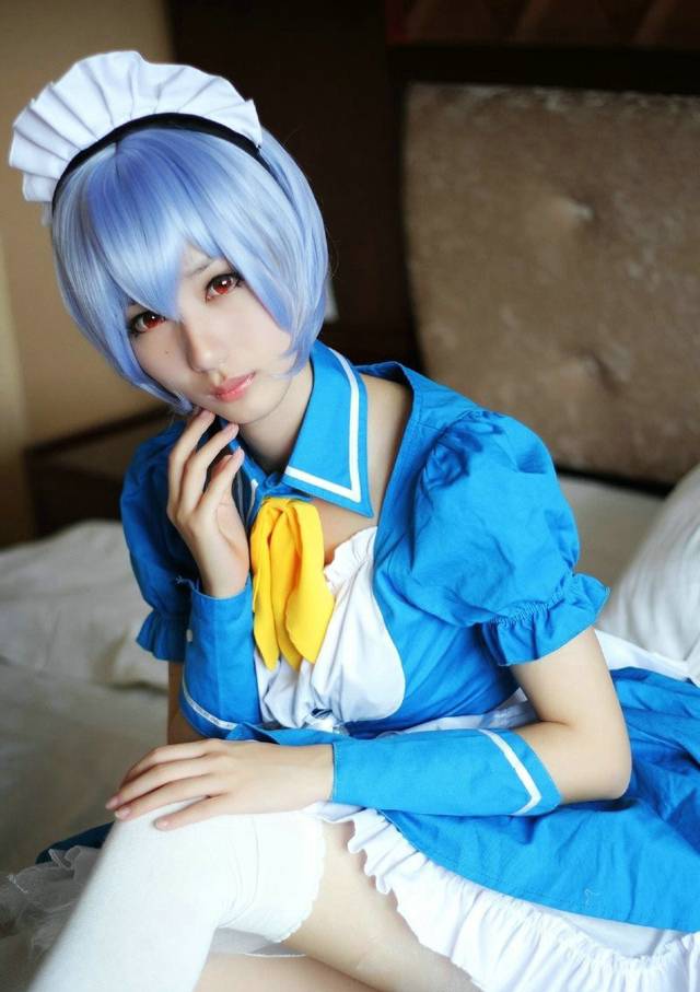 白丝女仆史上最诱惑cos图片