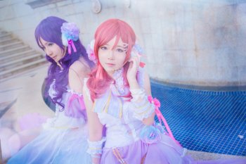 美女cos福利百合图片