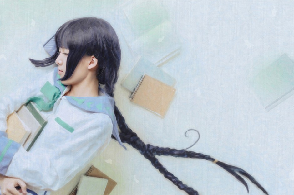 日本美少女cos图片 书生气十足