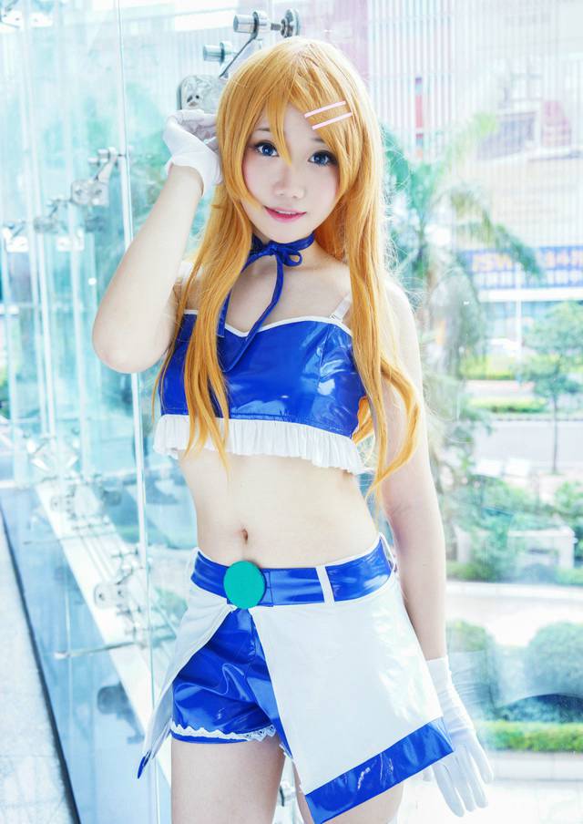 日本美少女cos图片闪闪动人