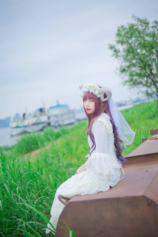 户外唯美cos图片古装女