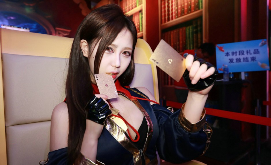 黑暗萝莉性感cos图片欣赏