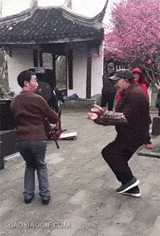 大爷尬舞爆笑gif动感图片