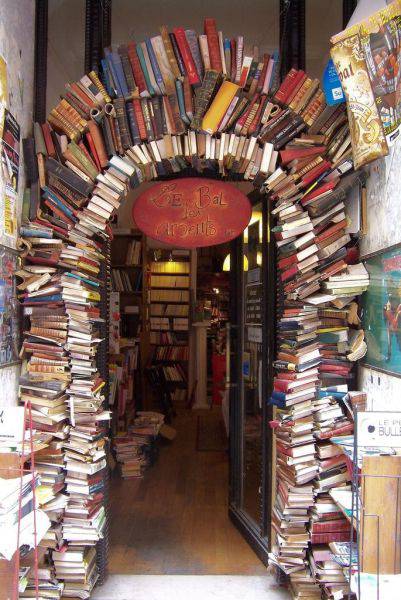 街头创意恶搞之藏书阁