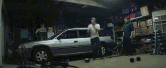 gif外国人作死动态图片