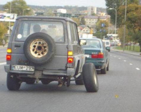 遇到糗事图片之飞轮暴走