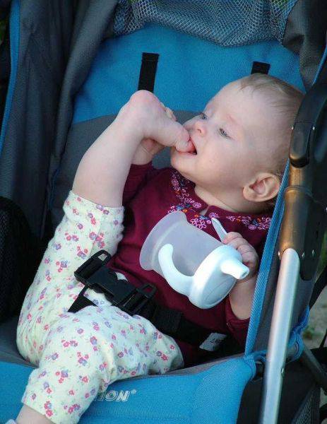 超可爱拉轰的宝宝搞怪图片