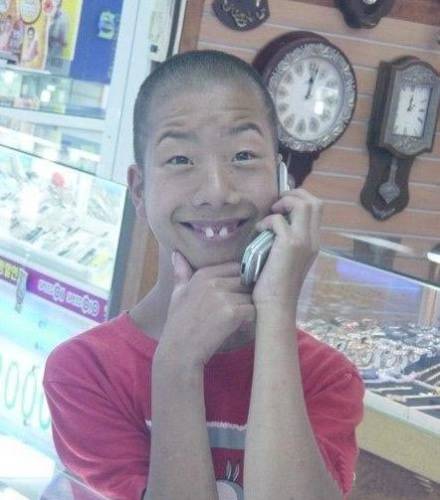 屌丝搞笑表情图之有喜感的微笑