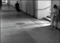 gif搞笑图片之妹子好身手