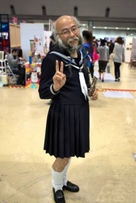 爆笑囧图美女制服诱惑