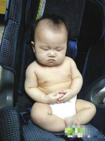 儿童爆笑图片之潜心修行