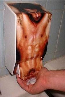 男人内涵图片之邪恶的洗手液