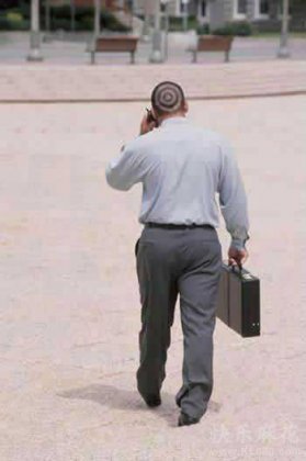 搞笑发型图片之销魂的螺旋头