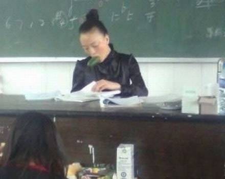 搞笑内涵图片之这老师也太彪悍了