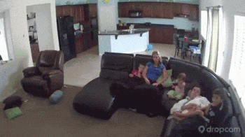 搞笑图片动态之爸爸是超人