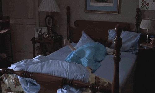 美女动态恶搞图片之自带震感的床