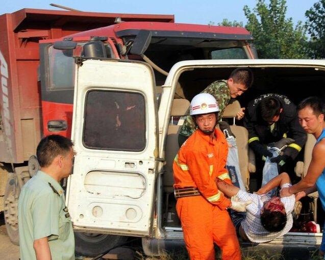 车祸现场图片吓死人