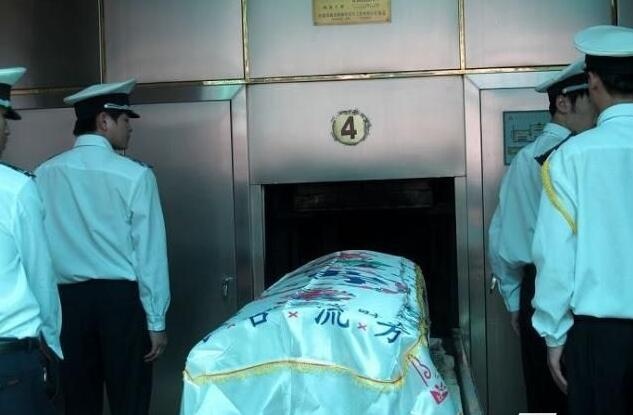殡仪馆火化死人图片