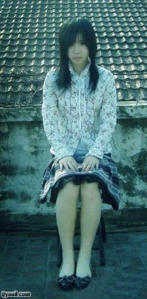 绑在床板下的女尸