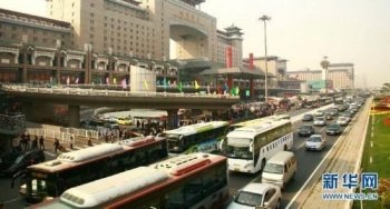 三问北京西站“志愿者诈骗”：如何得手？何以难治？怎么破解？