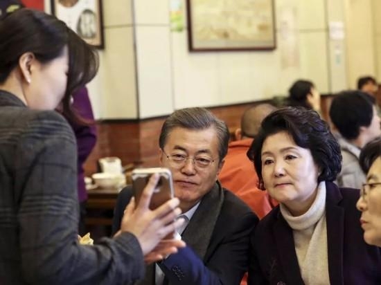 不服不行!这一年,中国让多少人路转粉