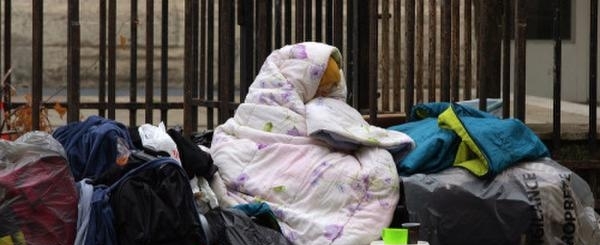 法国流浪汉在五星级酒店留宿四天 欠下2000欧元