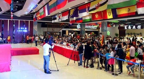 “天才小咖秀”网络电视大赛启动 首场周赛人气爆棚