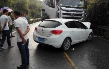 交警告诉你：高速路上撞车最多的路段，很多车主都忽略了