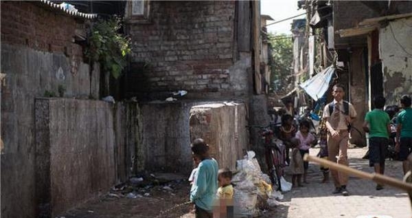 上厕所没带纸咋办？印度人的清洁方式亮了