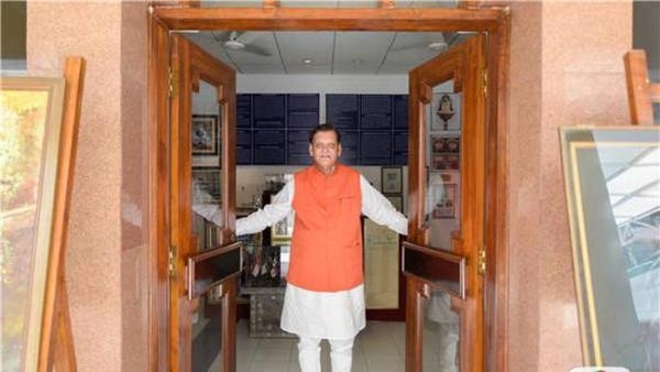 上厕所没带纸咋办？印度人的清洁方式亮了