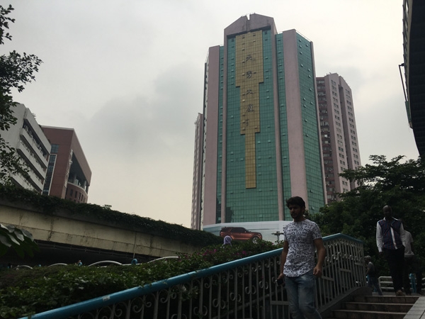 卢旺达大屠杀幸存者在广州：想回家 帮中国人拿大单