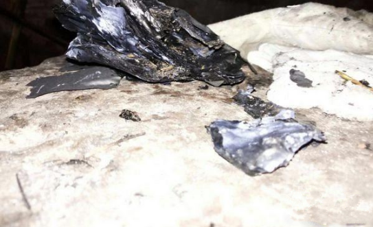 老人80万钞票被烈火烧坏，当场差点被气坏！