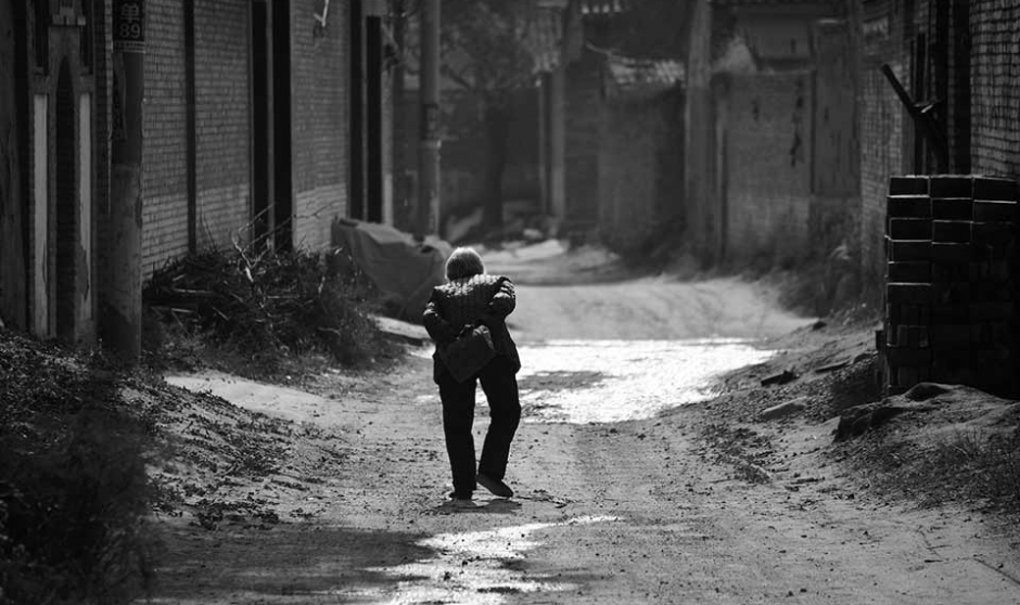 农村情最是难忘怀  组照晋西北采风 ——《村头》