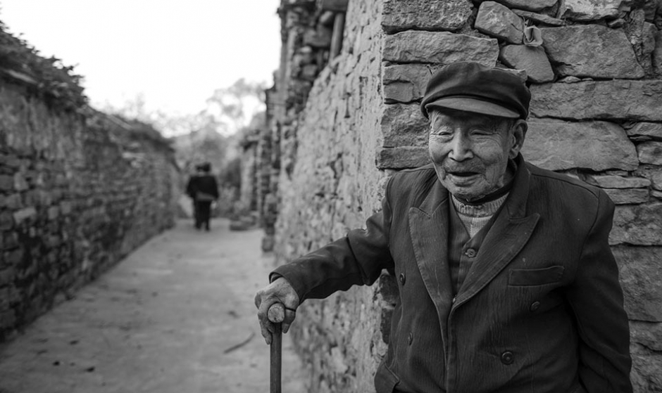 农村情最是难忘怀  组照晋西北采风 ——《村头》