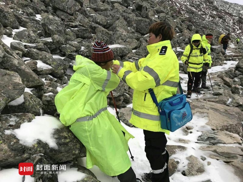 秦岭被困驴友全部找到 2人受伤3人遇难