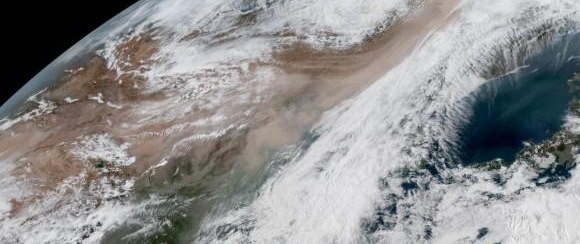 华北沙尘终将吹遍整个东亚！