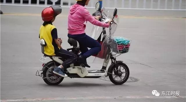 车主注意！电动车能不能载人，能否载两个儿童？这里有答案！