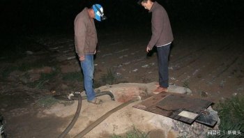 “买水”浇地，大旱之下的农民昼夜守井、夜不归宿