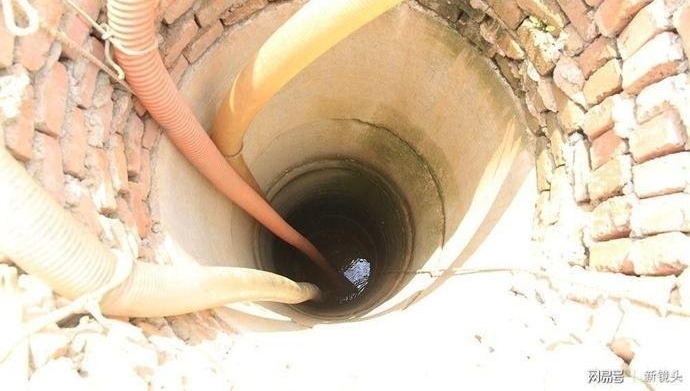 “买水”浇地，大旱之下的农民昼夜守井、夜不归宿