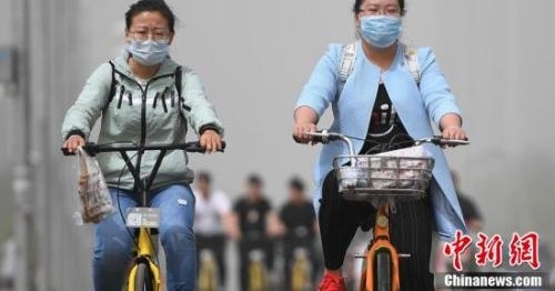 沙尘天气来袭 河北10市空气质量指数爆表