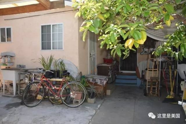 中国女子赴美行房后遭32刀砍杀 只因一条绿枕巾