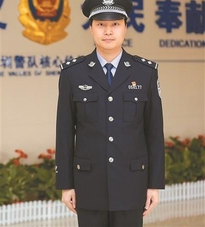 李冠华： 坪山警队的“福尔摩斯”